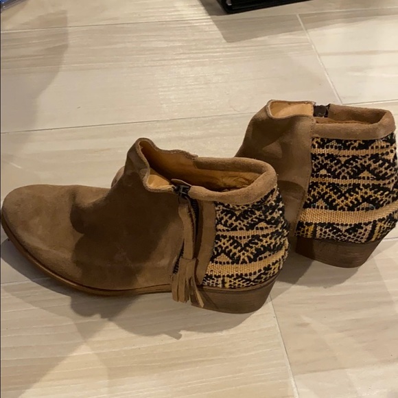 Suede booties - Picture 1 of 4